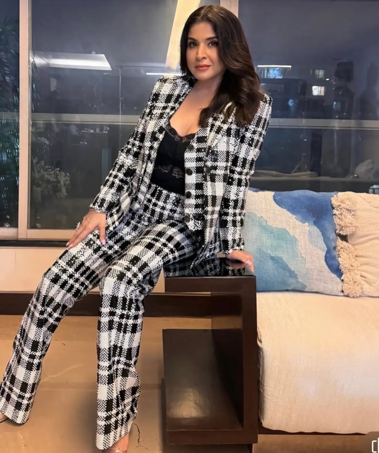 Celebrity Closet : Cc02